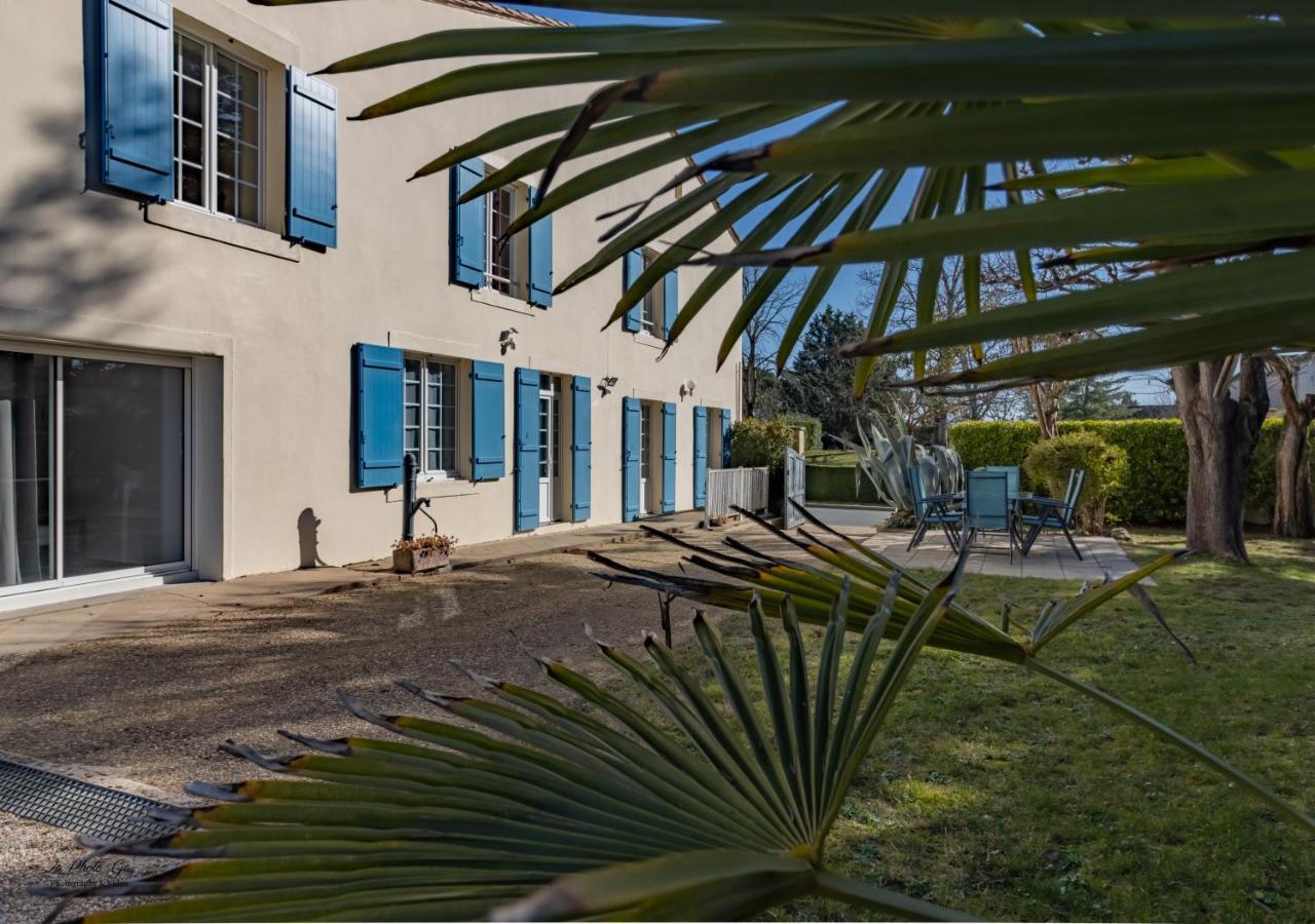 Chambres Et Gites Les Deux Chenes Pres De Bergerac Le Fleix Exterior foto