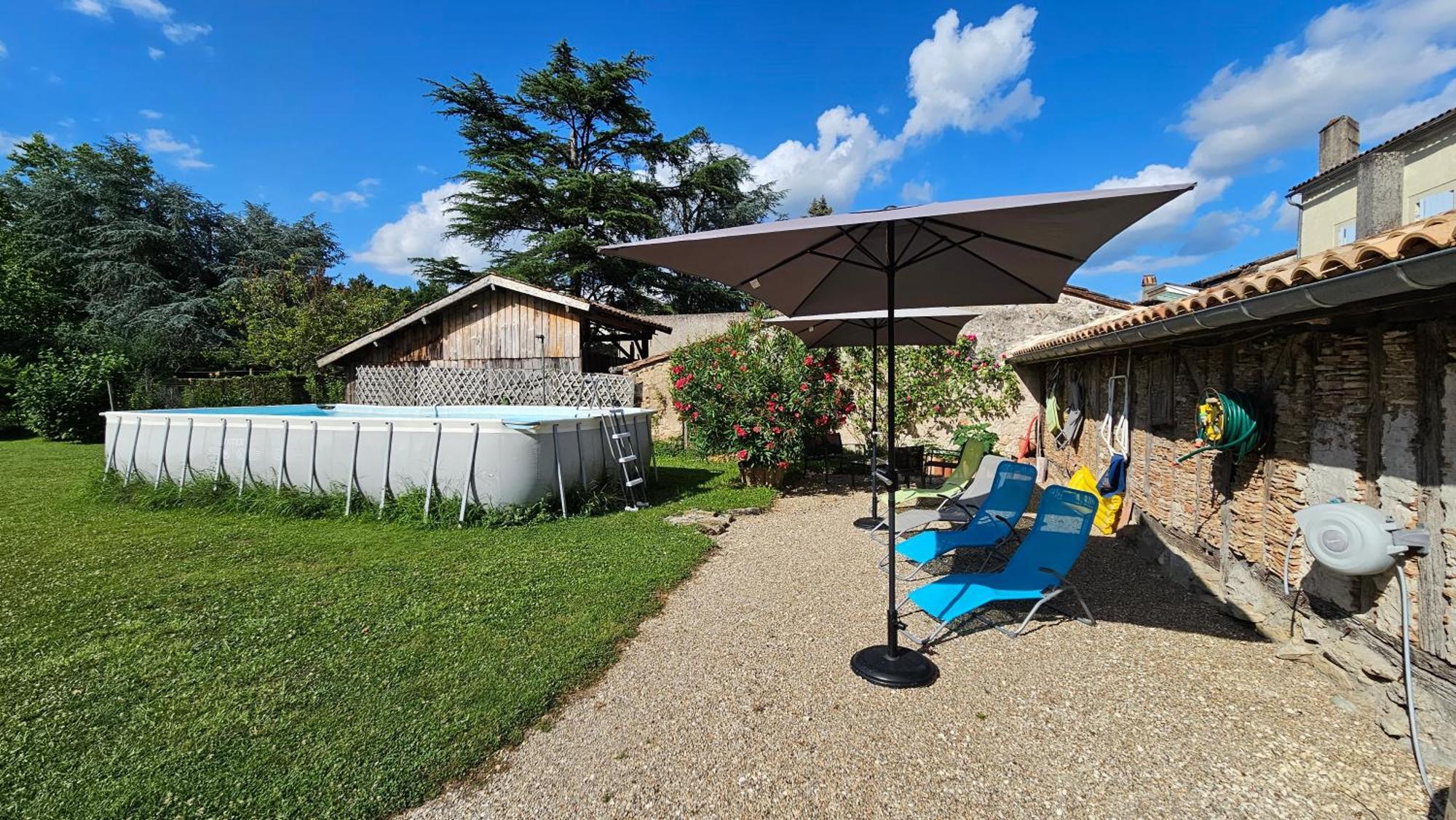 Chambres Et Gites Les Deux Chenes Pres De Bergerac Le Fleix Exterior foto