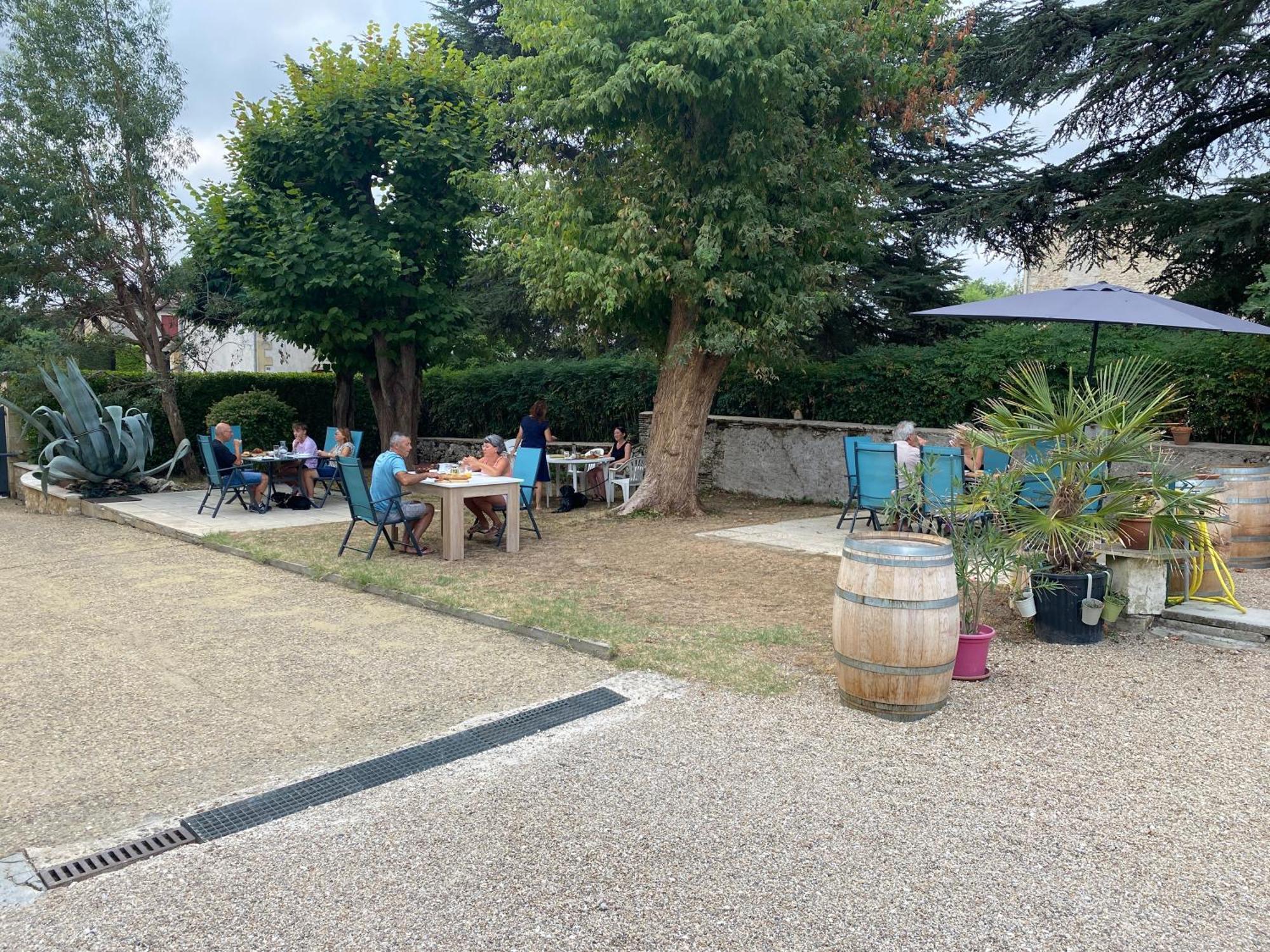 Chambres Et Gites Les Deux Chenes Pres De Bergerac Le Fleix Exterior foto