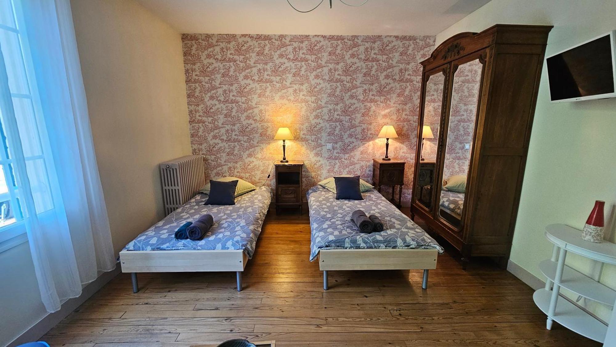 Chambres Et Gites Les Deux Chenes Pres De Bergerac Le Fleix Exterior foto